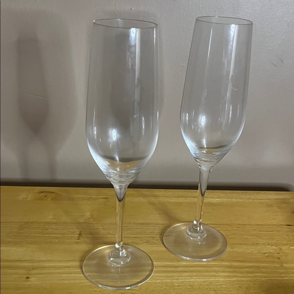 😄Pair of crystal champagne flutes glasses